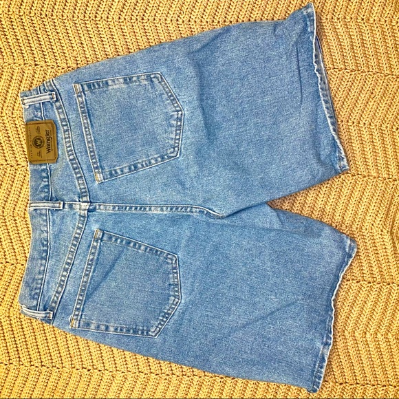 Men’s Wrangler Jean Shorts - Picture 10 of 11